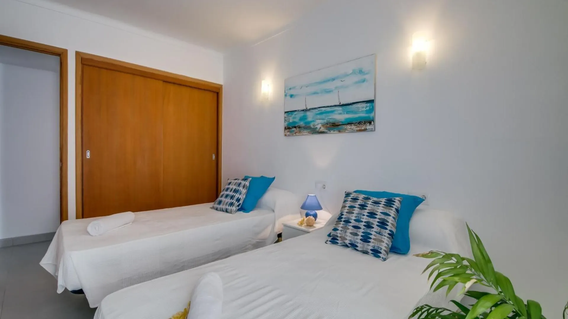 Seafront Apartment With Balcony Port d'Alcúdia