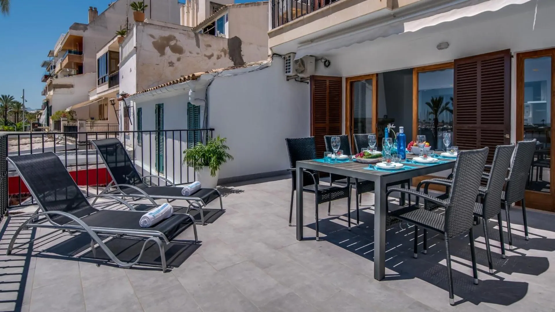 Seafront Apartment With Balcony Порто де Алькудиа Испания