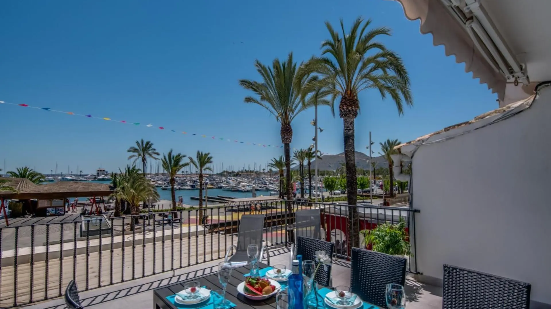 Seafront Apartment With Balcony Port d'Alcúdia