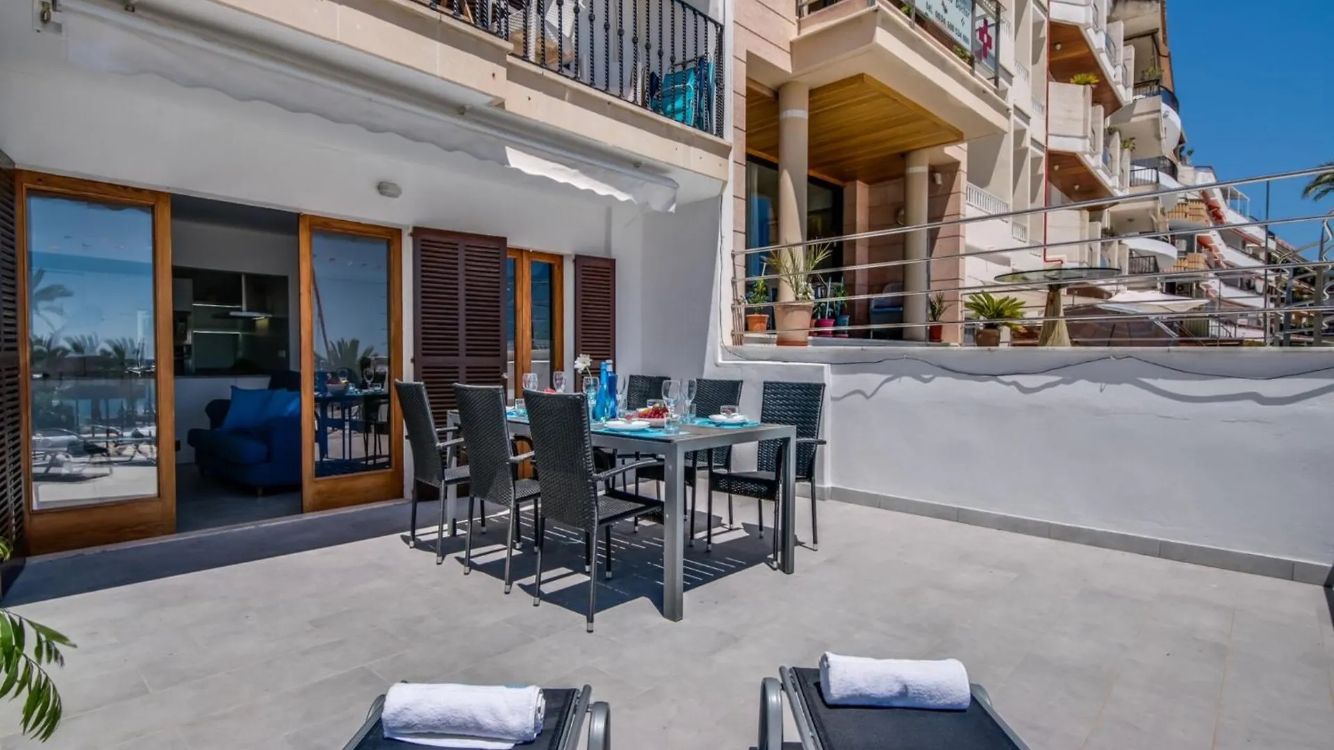 Seafront Apartment With Balcony Порто де Алькудиа Испания